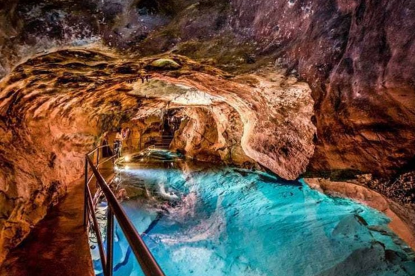 Mystique of Jenolan Caves