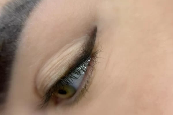 disadvantages of lash line tattoo